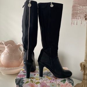 Excellent condition Geox Black Leather Italian Patent Knee High boots - Size 9.